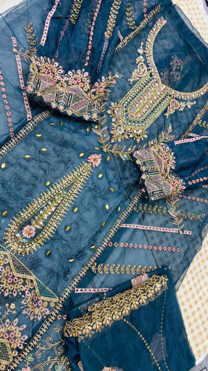R31 - Unstiched Heavy Embroidery with Handwork