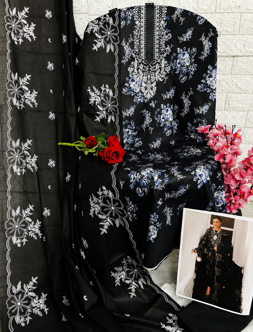 R97 - Unstiched Printed Coton Suit