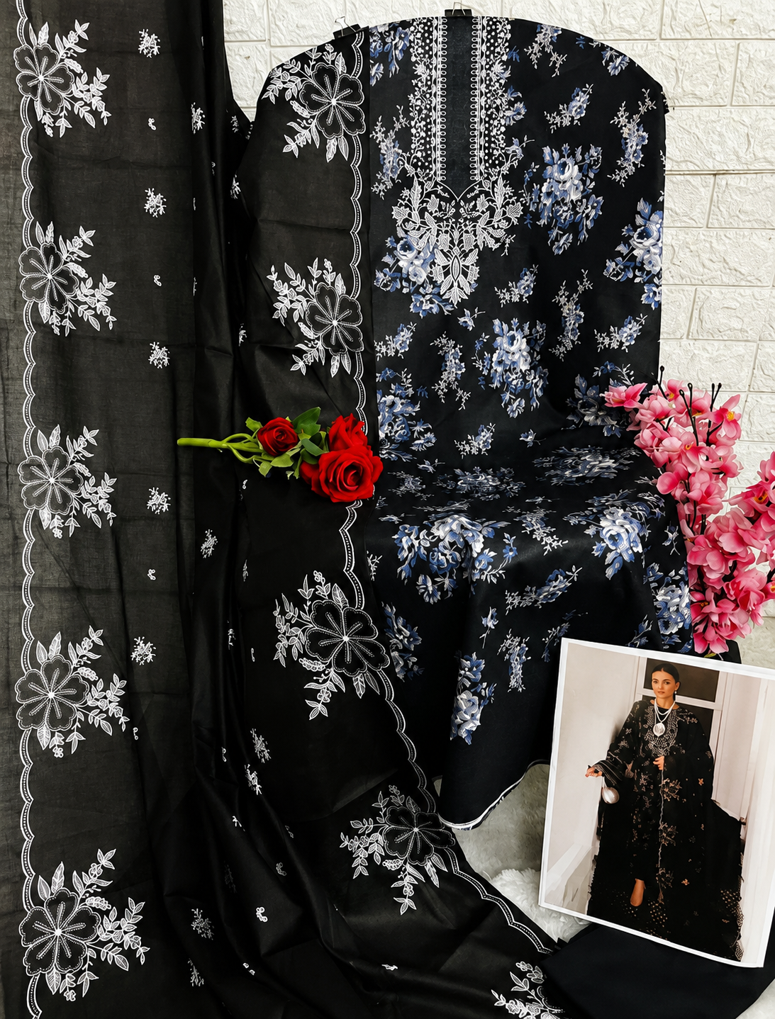R97 - Unstiched Printed Coton Suit